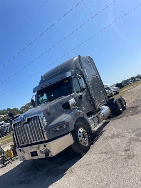 commercial truck mobile detailing