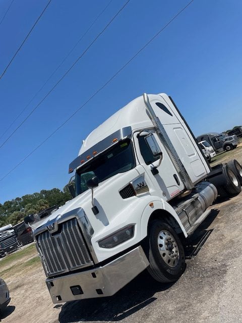 commercial truck detailing